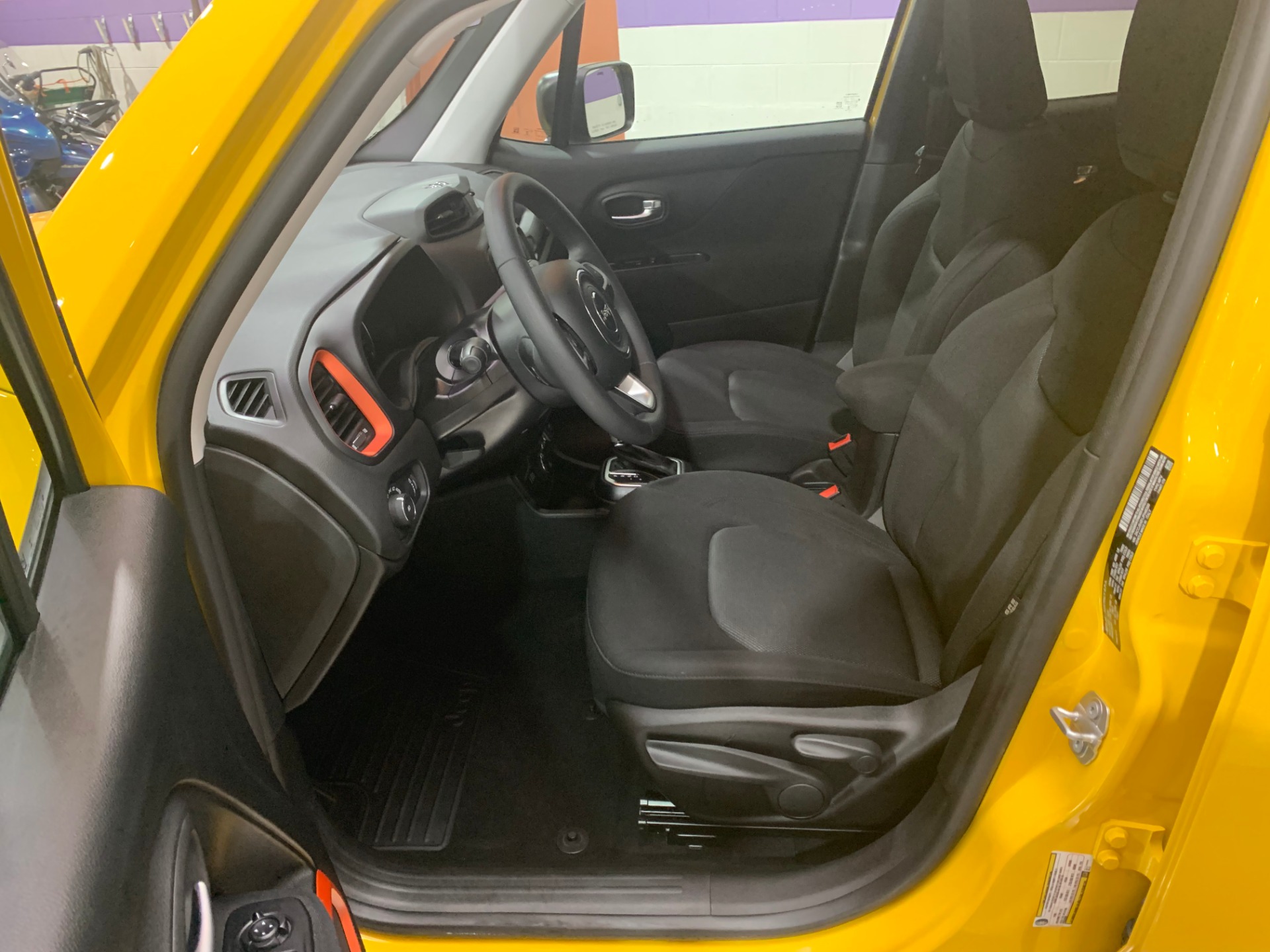 Used-2018-Jeep-Renegade-Sport-4X4