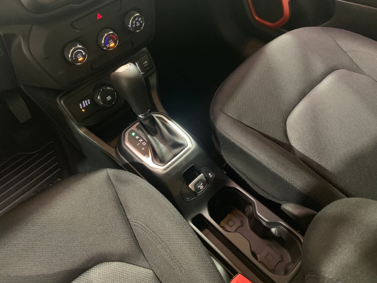 Used-2018-Jeep-Renegade-Sport-4X4