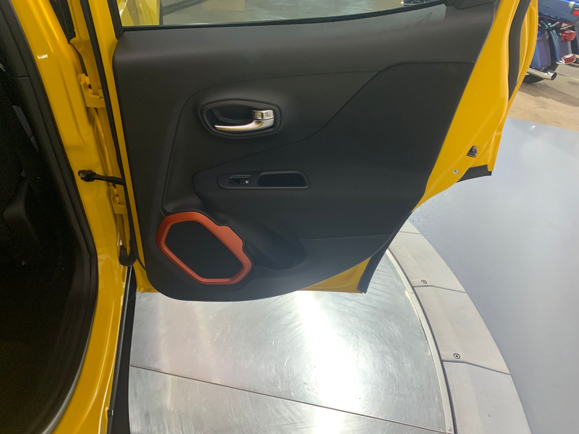 Used-2018-Jeep-Renegade-Sport-4X4