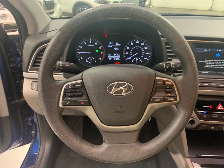 Used-2017-Hyundai-Elantra-SE-FWD