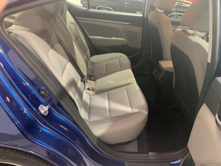 Used-2017-Hyundai-Elantra-SE-FWD