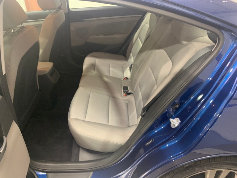 Used-2017-Hyundai-Elantra-SE-FWD