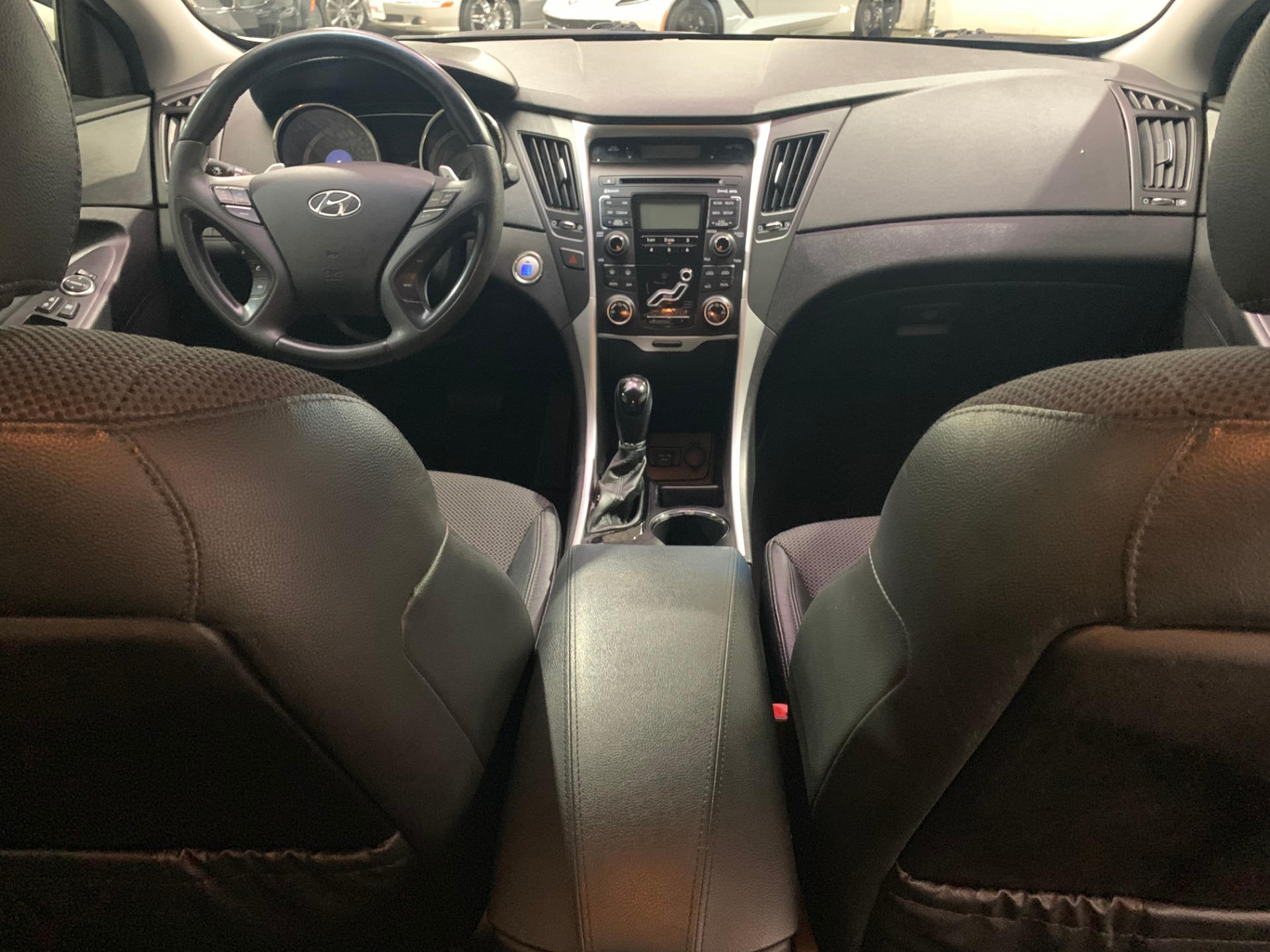 Used-2011-Hyundai-Sonata-SE-20T-FWD