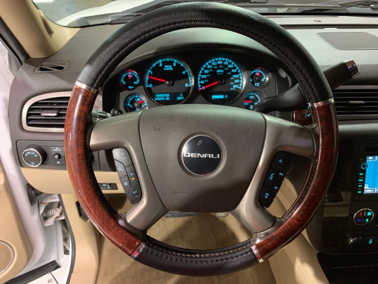 Used-2011-GMC-Sierra-K2500HD-Denali-Diesel-4X4