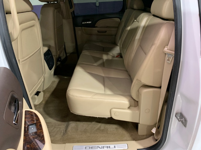 Used-2011-GMC-Sierra-K2500HD-Denali-Diesel-4X4