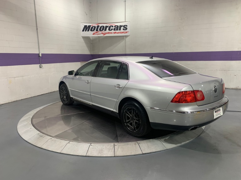 Used-2004-Volkswagen-Phaeton-V8
