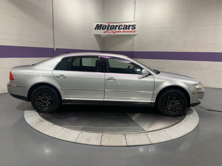 Used-2004-Volkswagen-Phaeton-V8