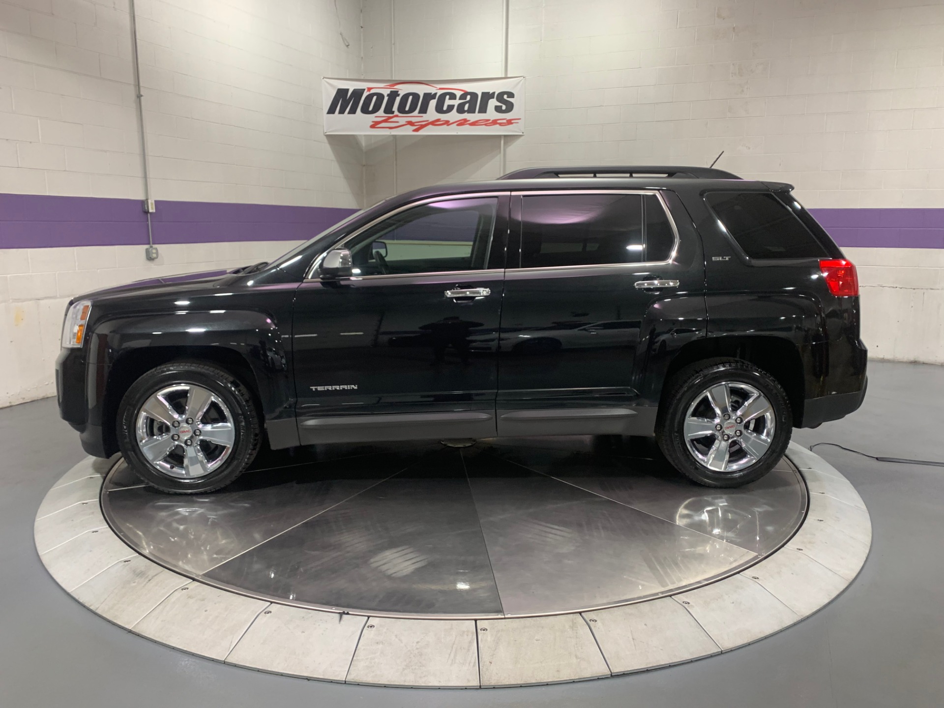 Used-2015-GMC-Terrain-SLT-1-AWD