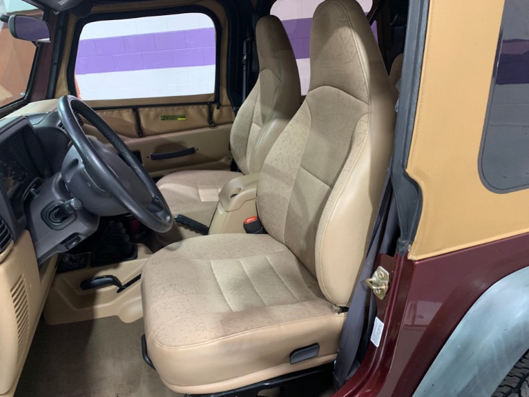 Used-2002-Jeep-Wrangler-Sport