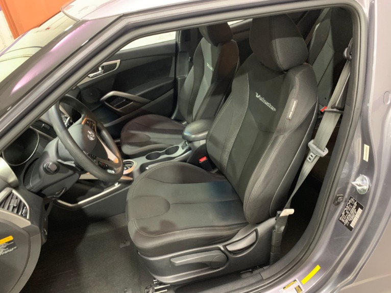 Used-2012-Hyundai-Veloster-FWD