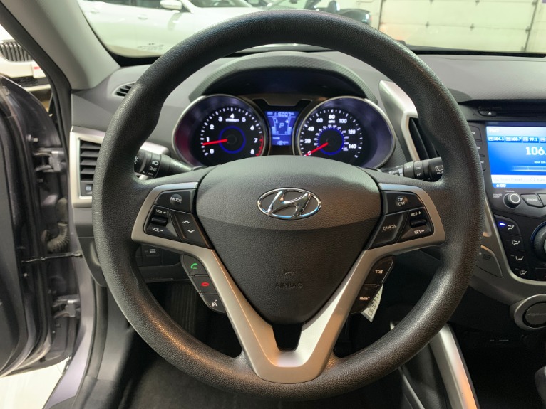 Used-2012-Hyundai-Veloster-FWD