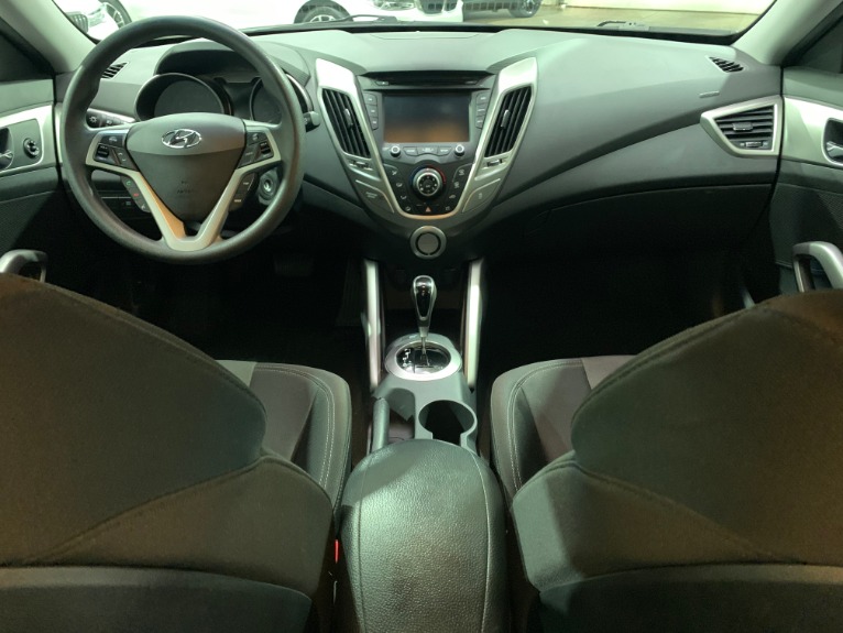 Used-2012-Hyundai-Veloster-FWD
