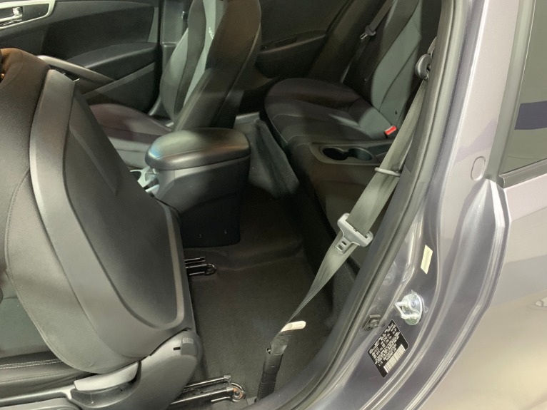 Used-2012-Hyundai-Veloster-FWD
