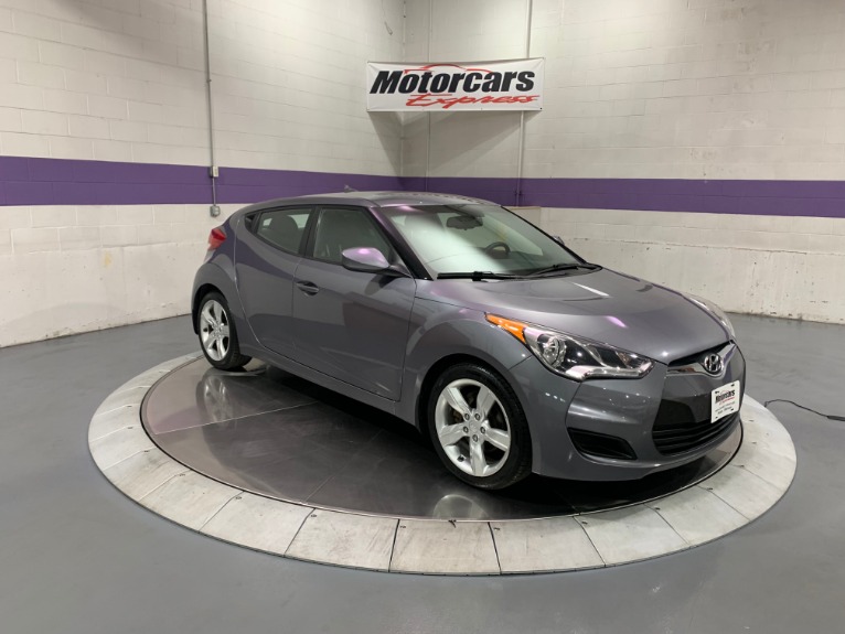 Used-2012-Hyundai-Veloster-FWD