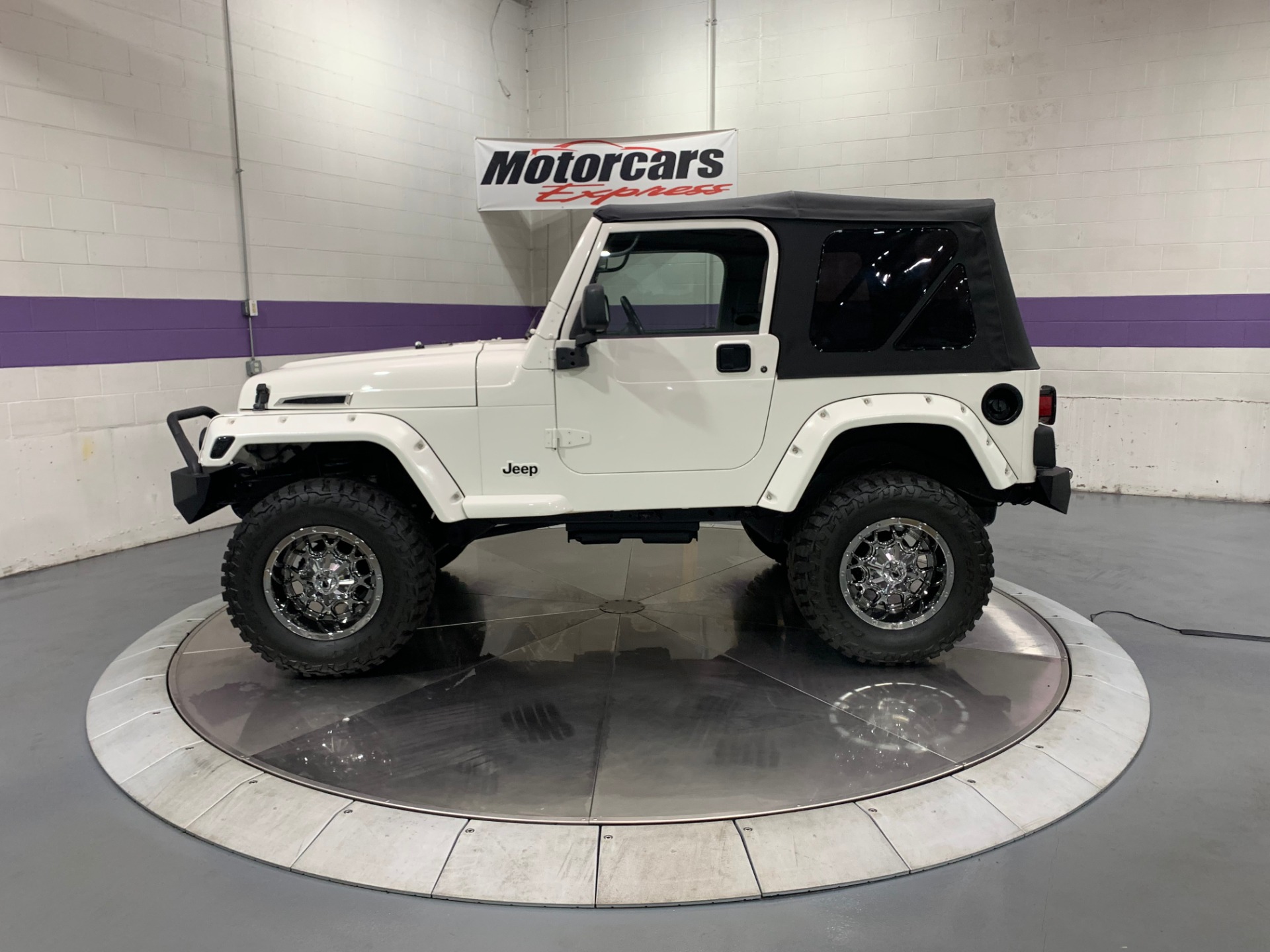 Used-2000-Jeep-Wrangler-SE