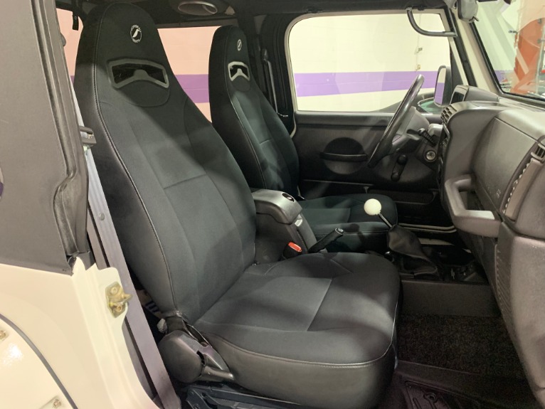 Used-2000-Jeep-Wrangler-SE