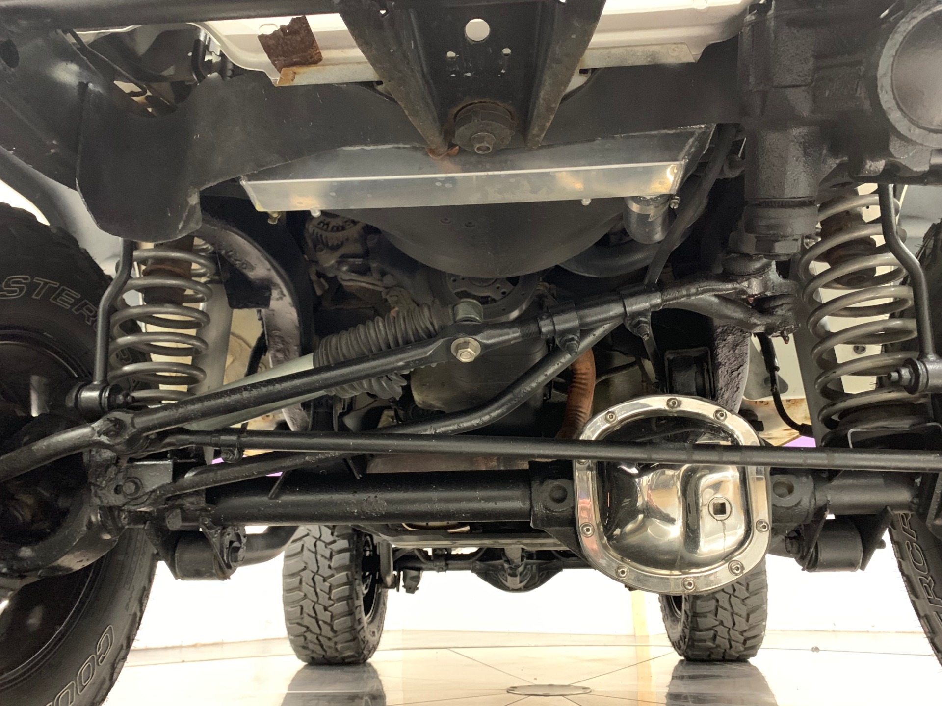 Used-2000-Jeep-Wrangler-SE