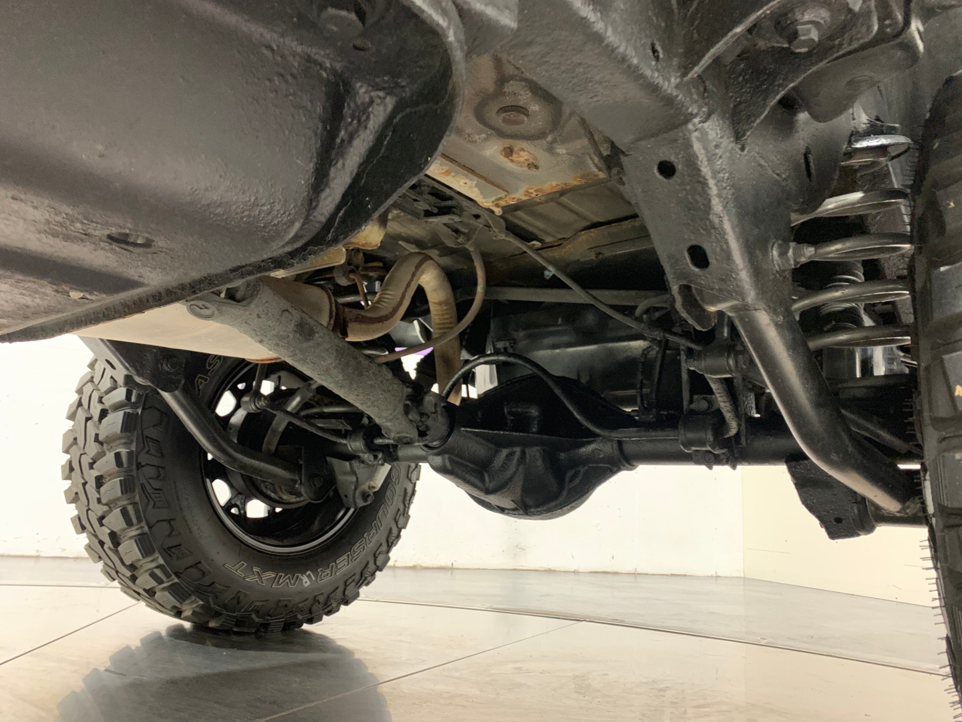 Used-2000-Jeep-Wrangler-SE