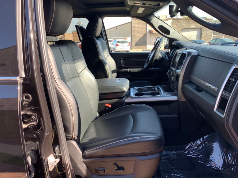 Used-2017-Ram-Ram-Pickup-3500-Laramie-Limited-4X4