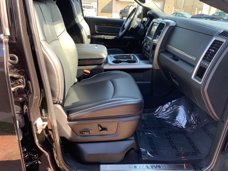 Used-2017-Ram-Ram-Pickup-3500-Laramie-Limited-4X4