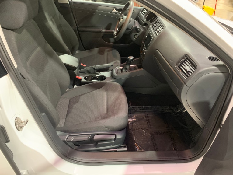 Used-2016-Volkswagen-Jetta-14T-S-FWD