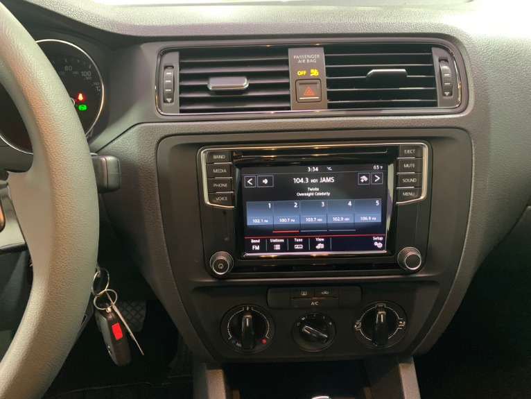 Used-2016-Volkswagen-Jetta-14T-S-FWD