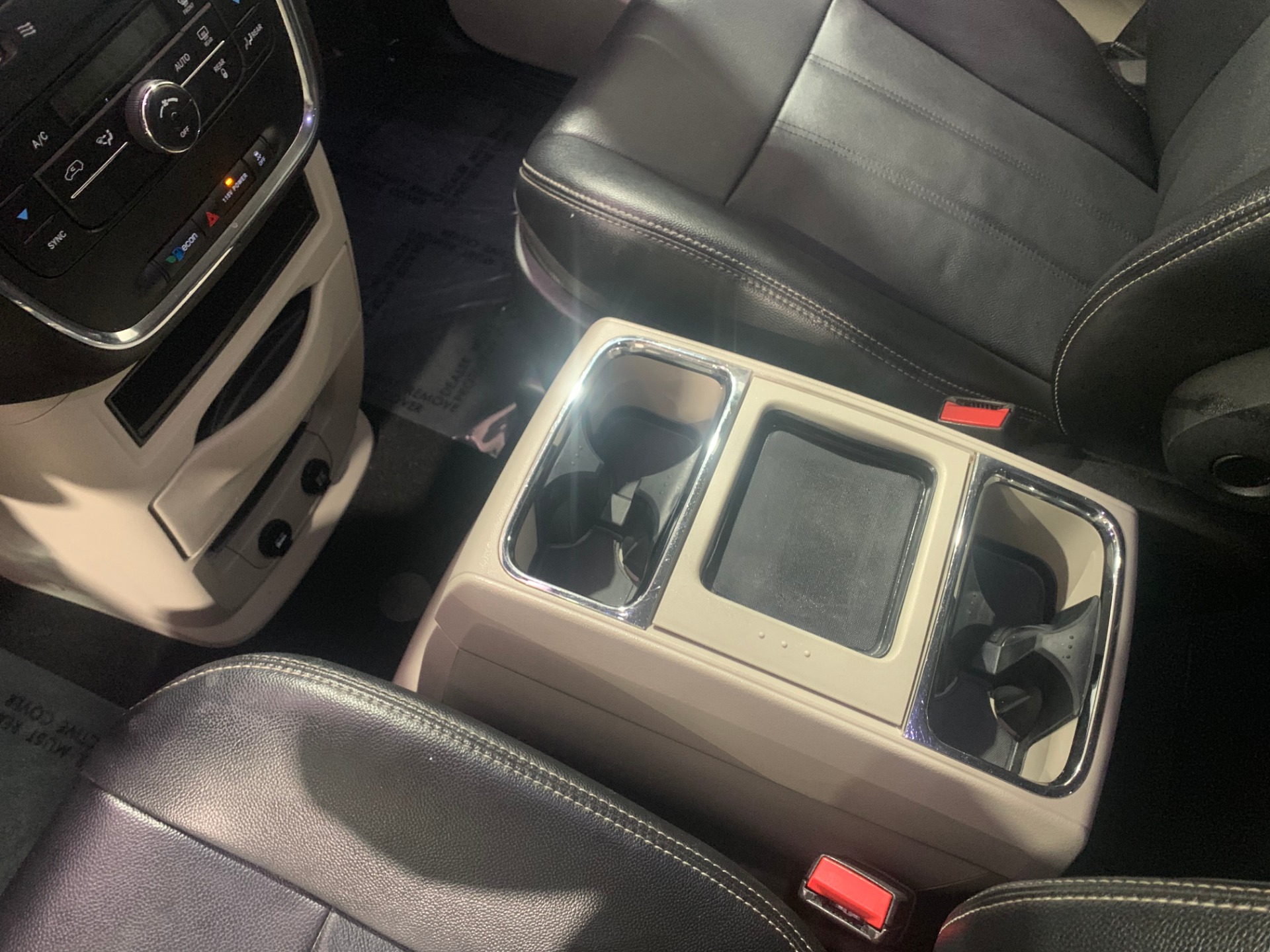 Used-2014-Chrysler-Town-and-Country-Touring