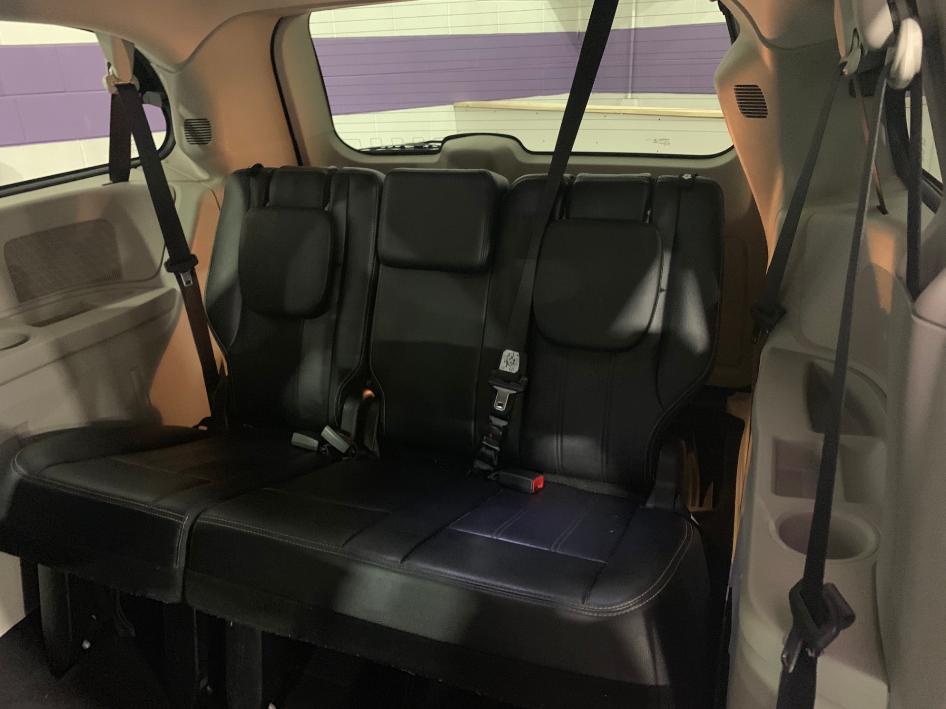 Used-2014-Chrysler-Town-and-Country-Touring