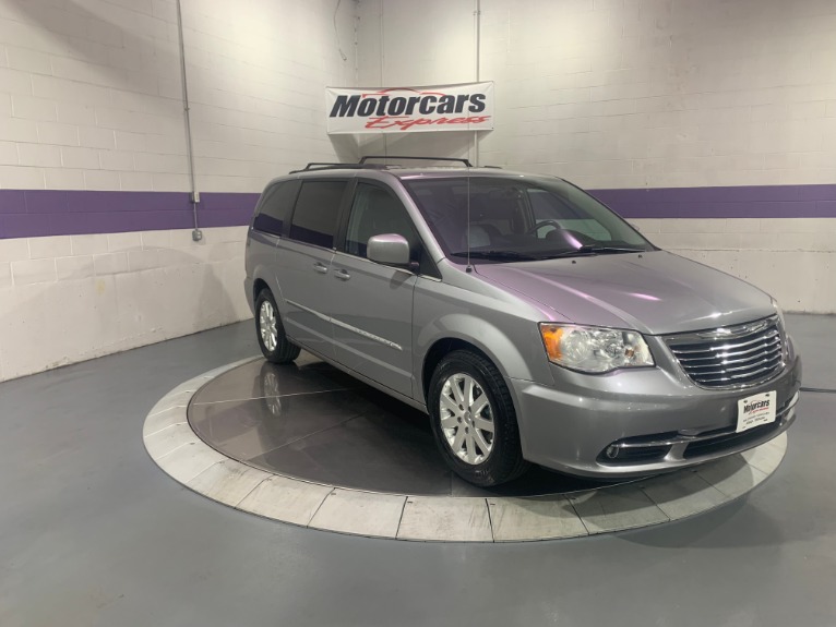 Used-2014-Chrysler-Town-and-Country-Touring