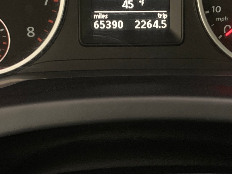 Used-2011-Volkswagen-Tiguan-SE-4Motion-AWD
