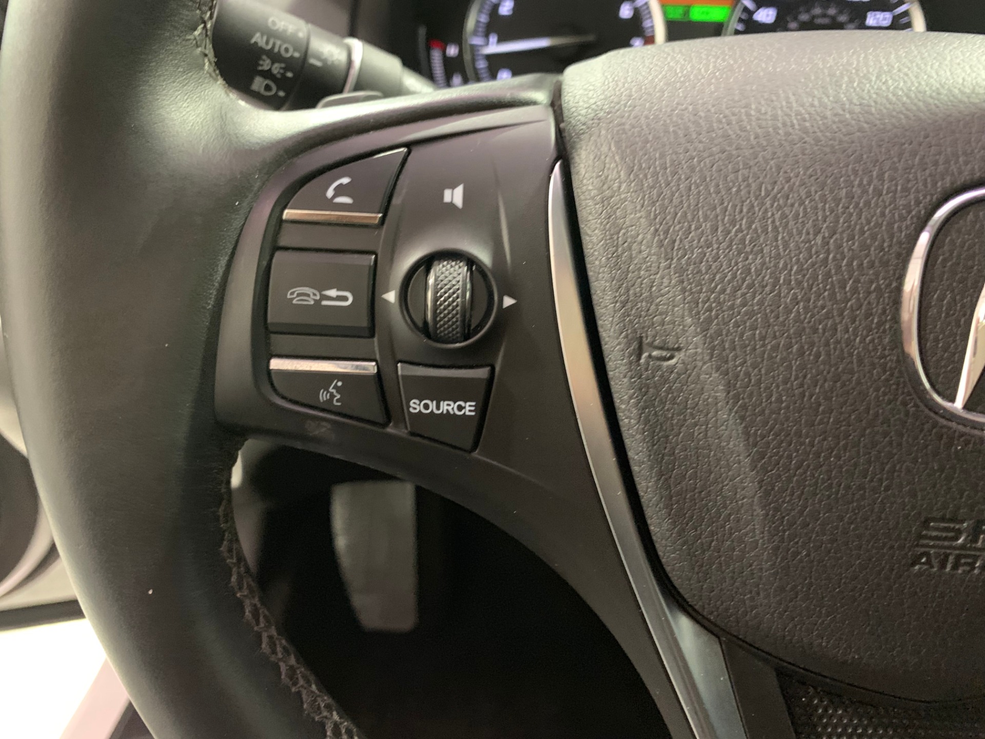 Used-2015-Acura-TLX-SH-AWD-V6-w/Tech-AWD