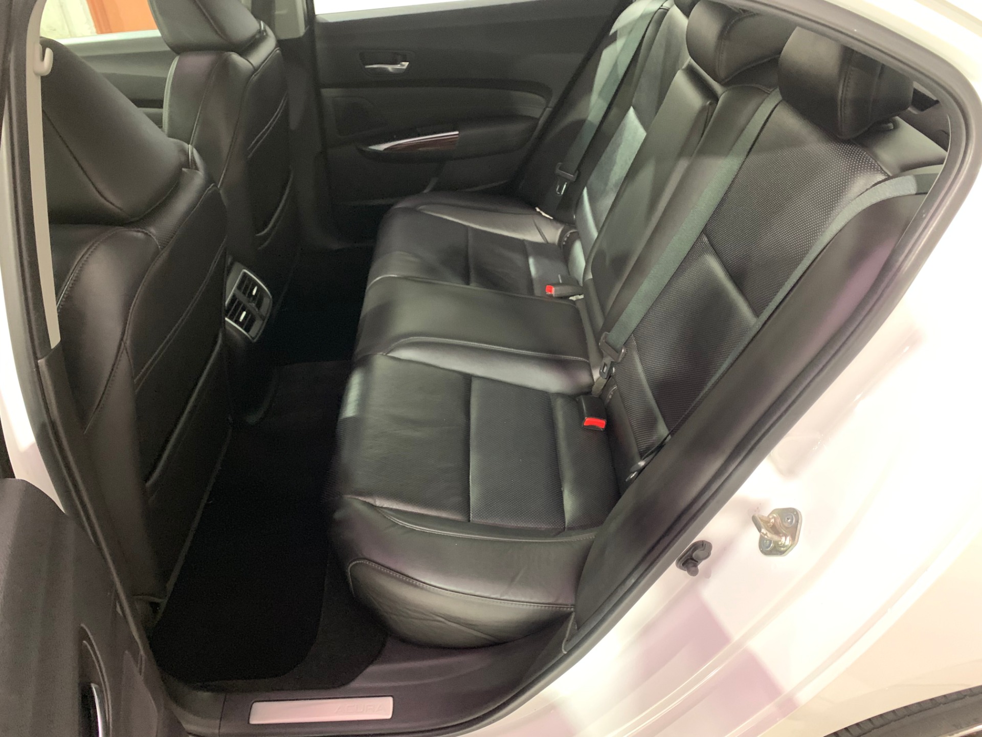 Used-2015-Acura-TLX-SH-AWD-V6-w/Tech-AWD