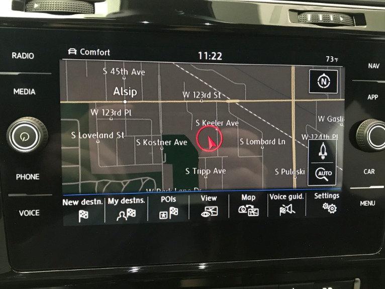 Used-2018-Volkswagen-Golf-R-AWD-4dr-Hatchback-6M