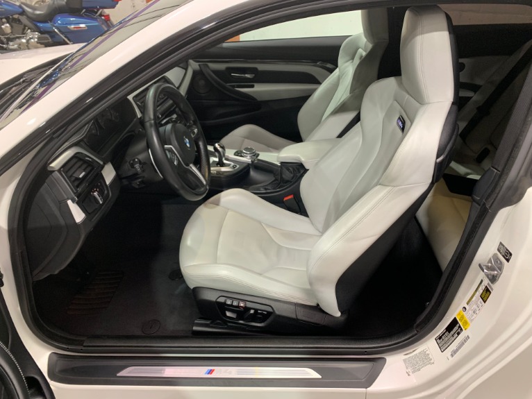 Used-2015-BMW-M4-RWD