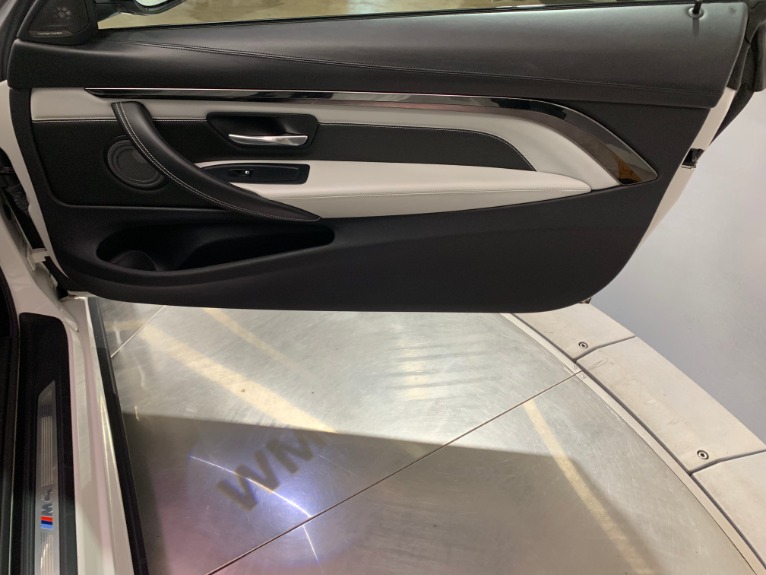 Used-2015-BMW-M4-RWD-coupe
