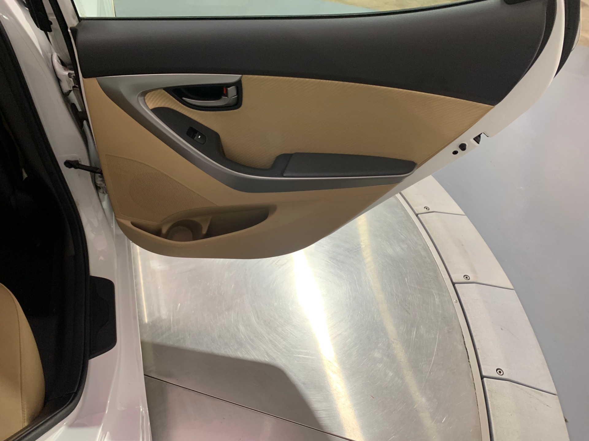 Used-2013-Hyundai-Elantra-GLS-FWD