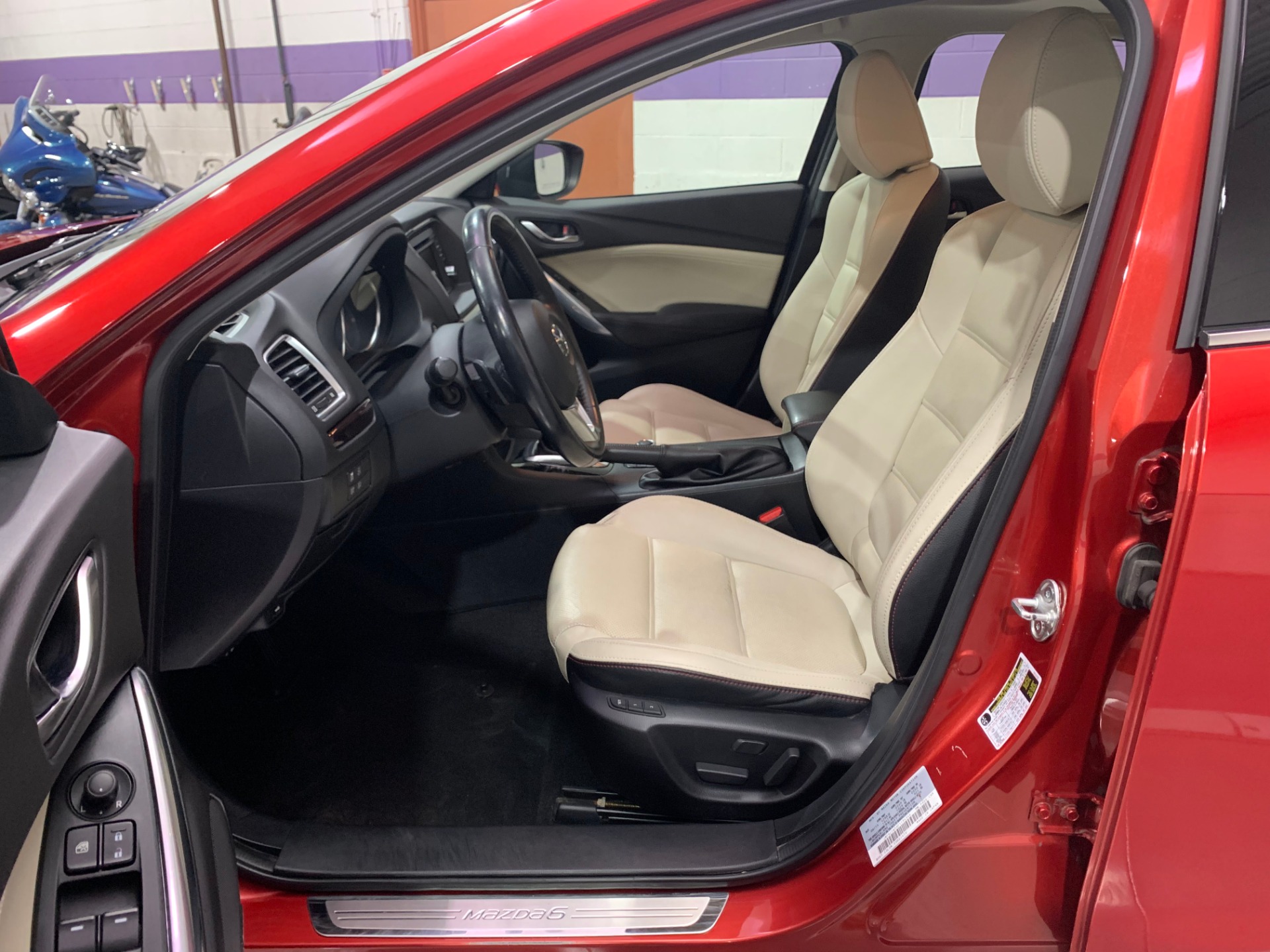 Used-2015-Mazda-6-i-Grand-Touring-FWD