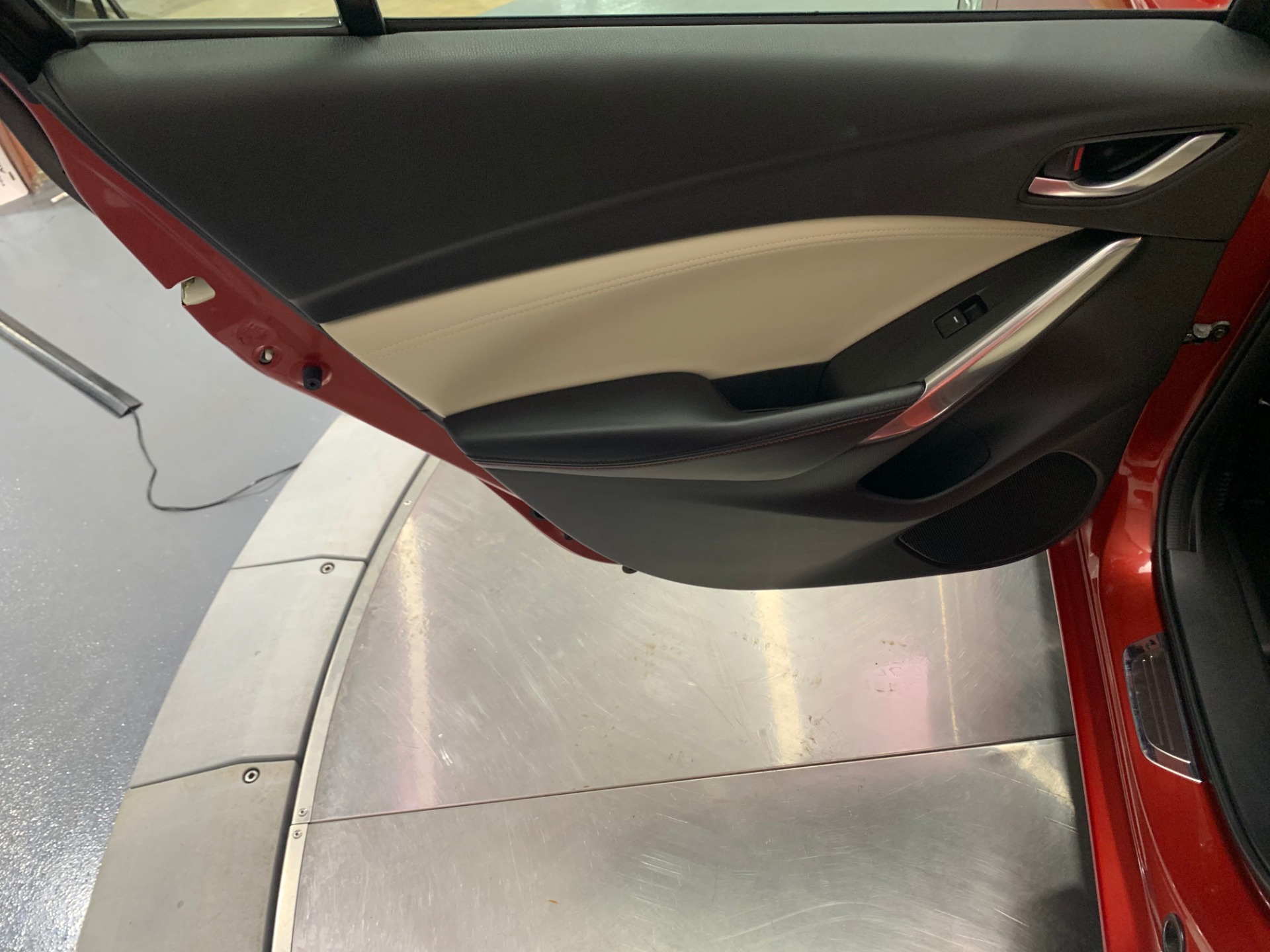 Used-2015-Mazda-6-i-Grand-Touring-FWD