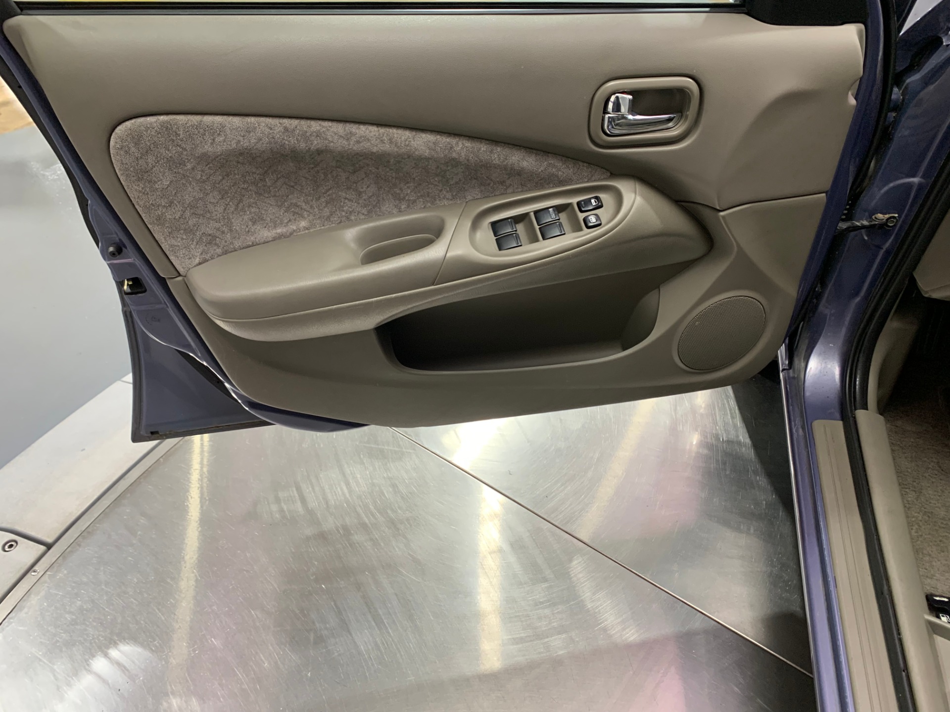 Used-2000-Nissan-Sentra-GXE-FWD