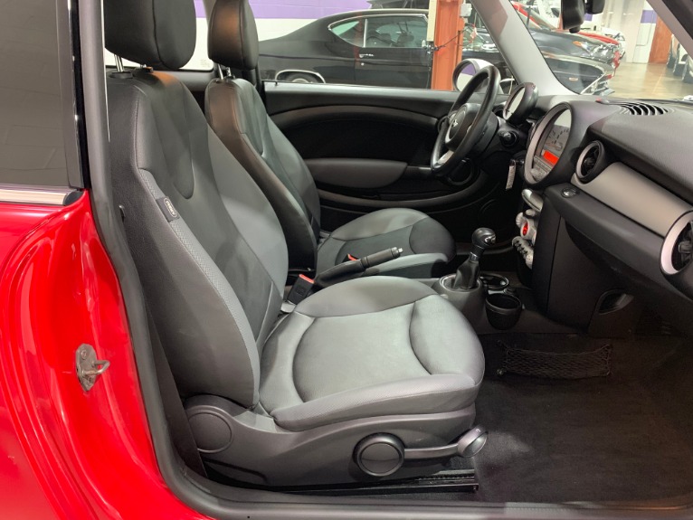 Used-2009-MINI-Cooper-FWD
