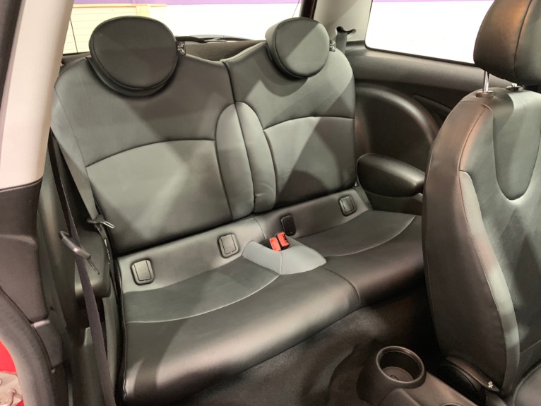 Used-2009-MINI-Cooper-FWD