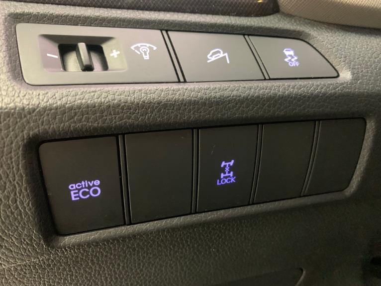 Used-2015-Hyundai-Santa-Fe-GLS-AWD