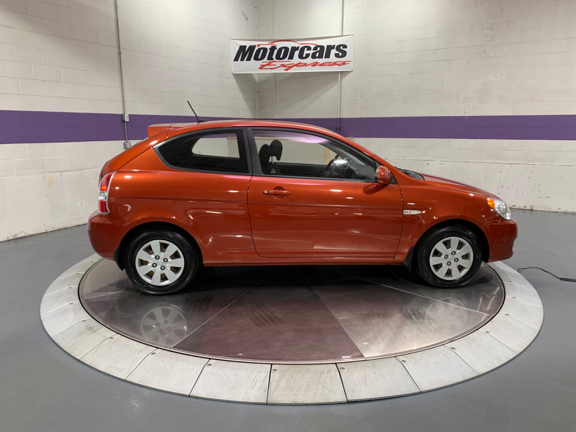 Used-2009-Hyundai-Accent-GS-FWD