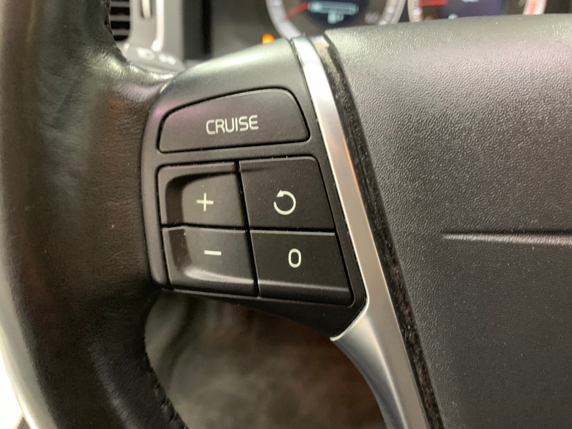 Used-2012-Volvo-S60-T5-FWD
