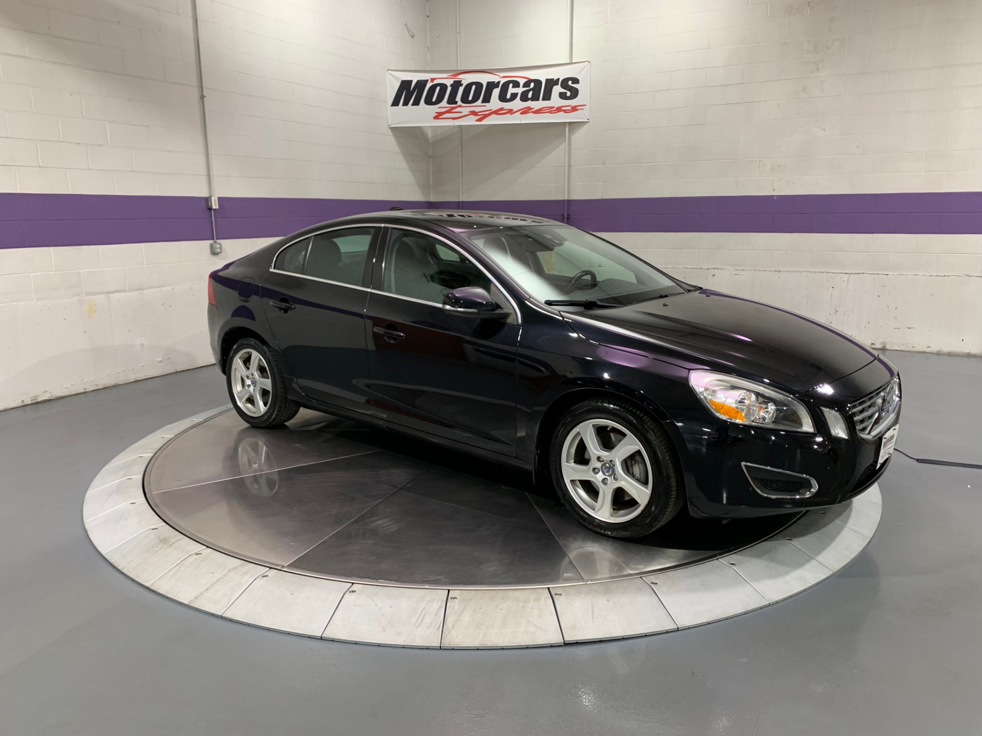 Used-2012-Volvo-S60-T5-FWD