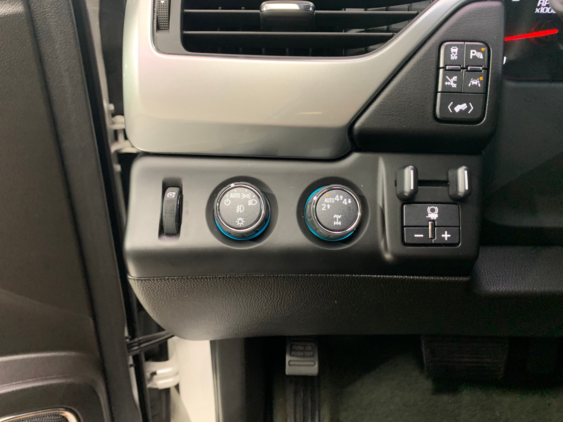 Used-2017-Chevrolet-Tahoe-Premier-4X4