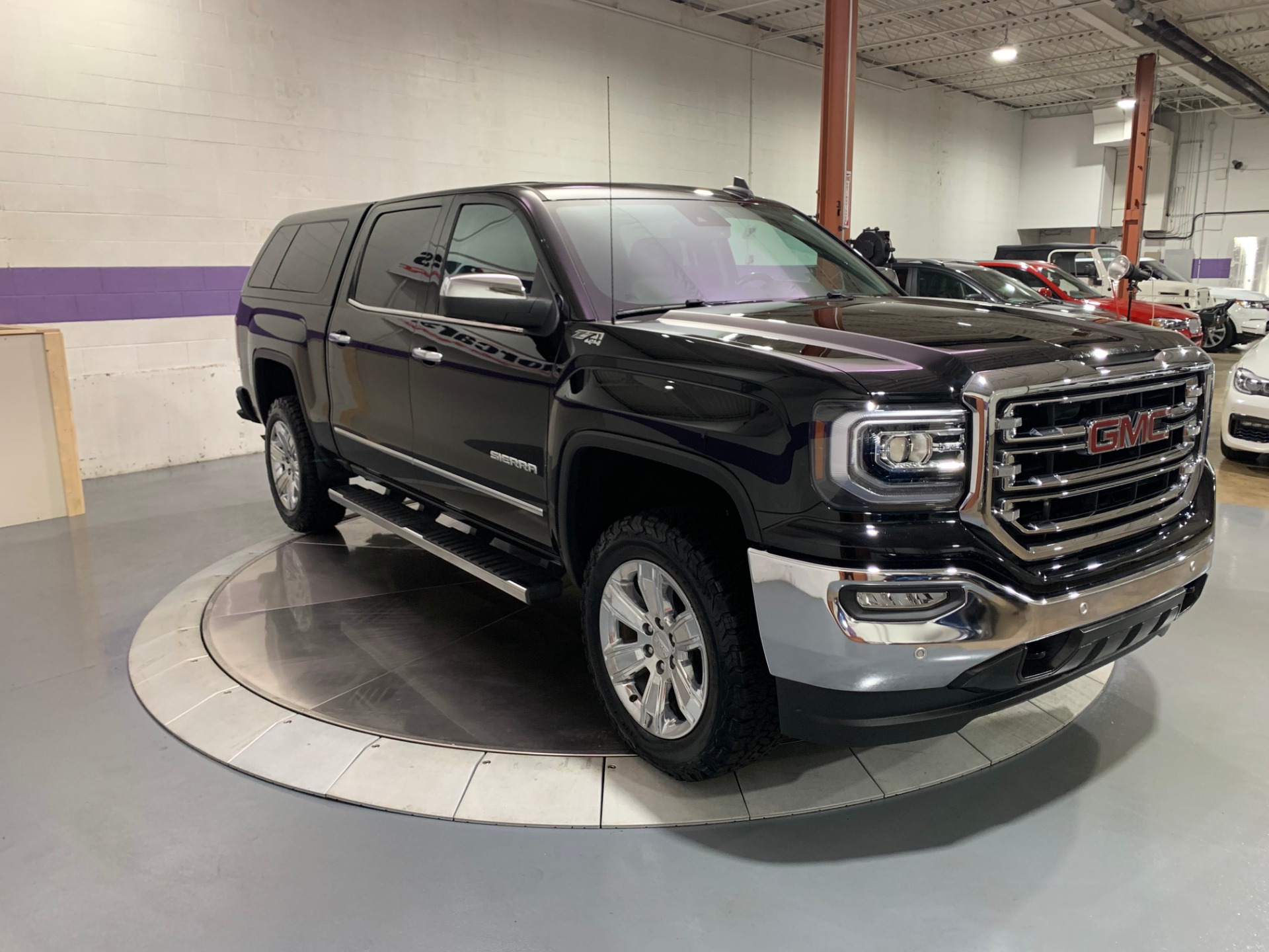 Used-2018-GMC-Sierra-1500-SLT-4X4