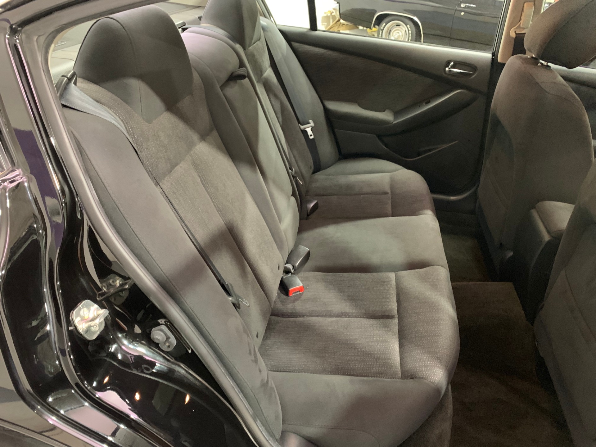 Used-2012-Nissan-Altima-35-SR-FWD