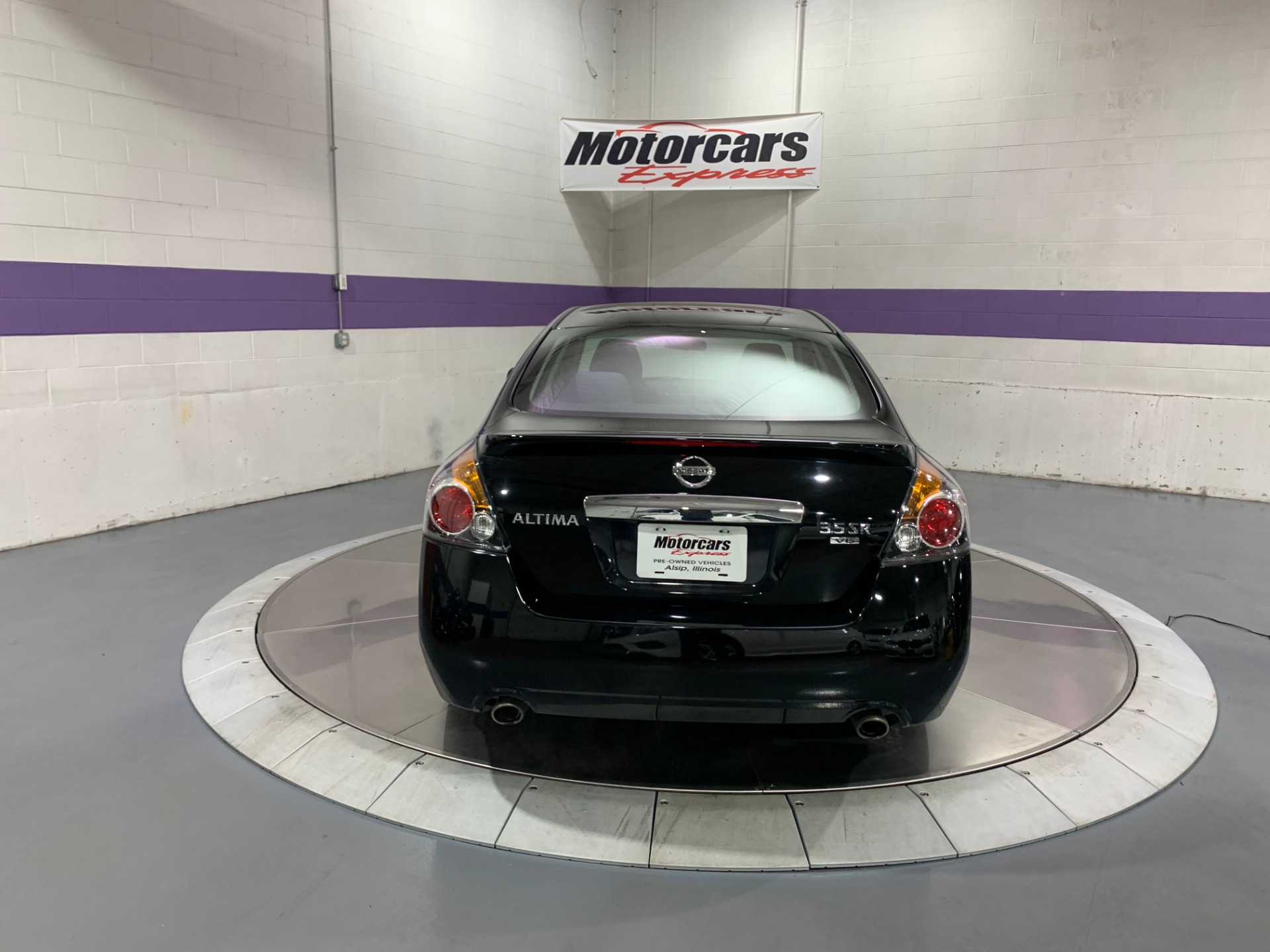 Used-2012-Nissan-Altima-35-SR-FWD