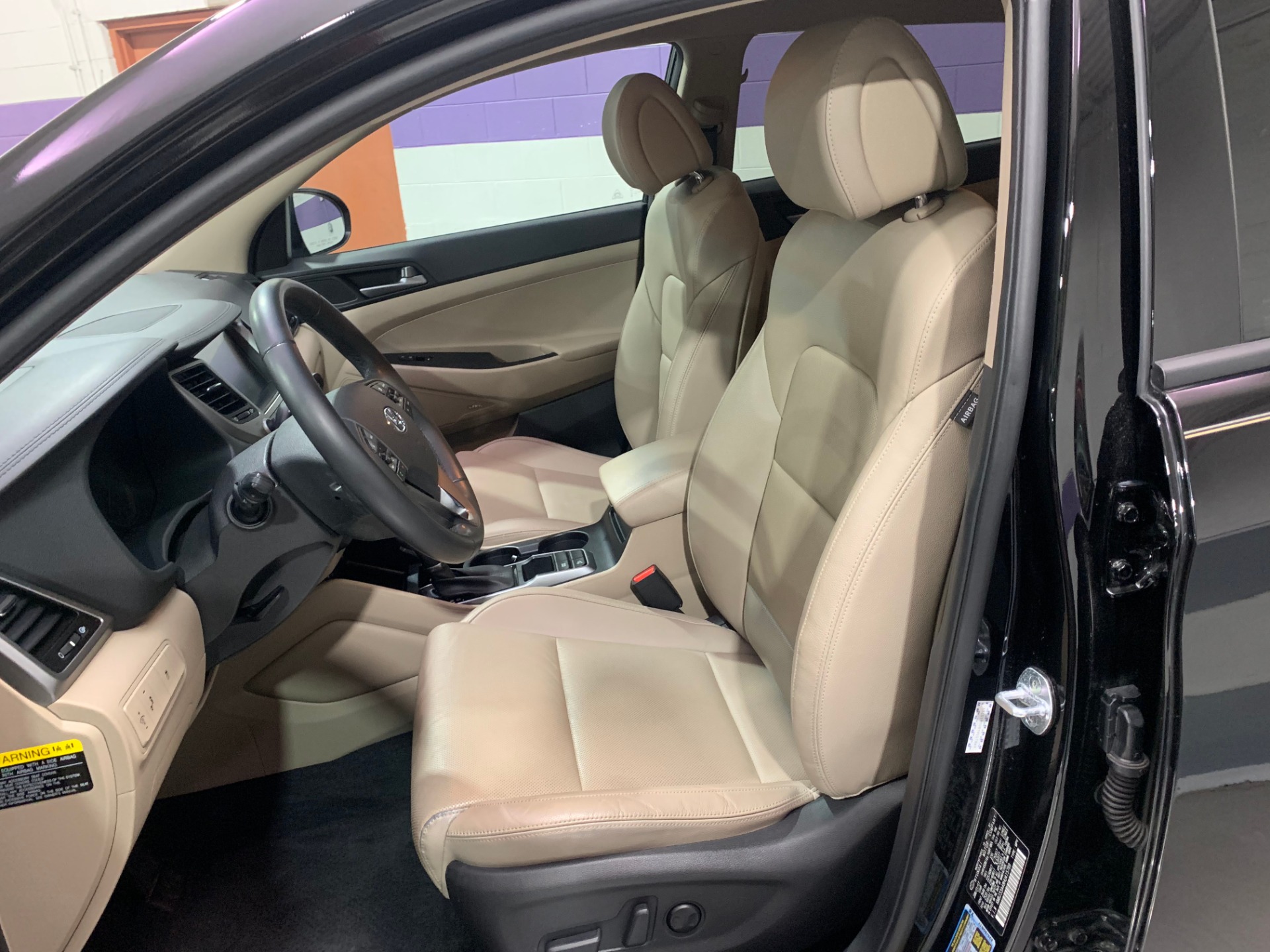 Used-2017-Hyundai-Tucson-SE-Plus-FWD